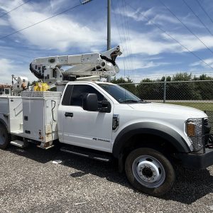 12. 2017 Ford 550